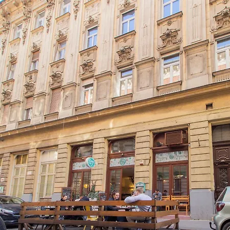 The Oktogon Getaway * Budapest